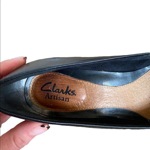 Clarks Artisan Leather Ambyr Joy Pump Heels Black Size 6.5 - Picture 7 of 9